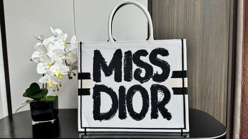 Christian Dior Shopping Bags